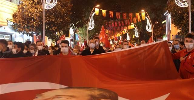 29 Ekim Cumhuriyet Bayramı tüm yurtta coşkuyla kutlandı